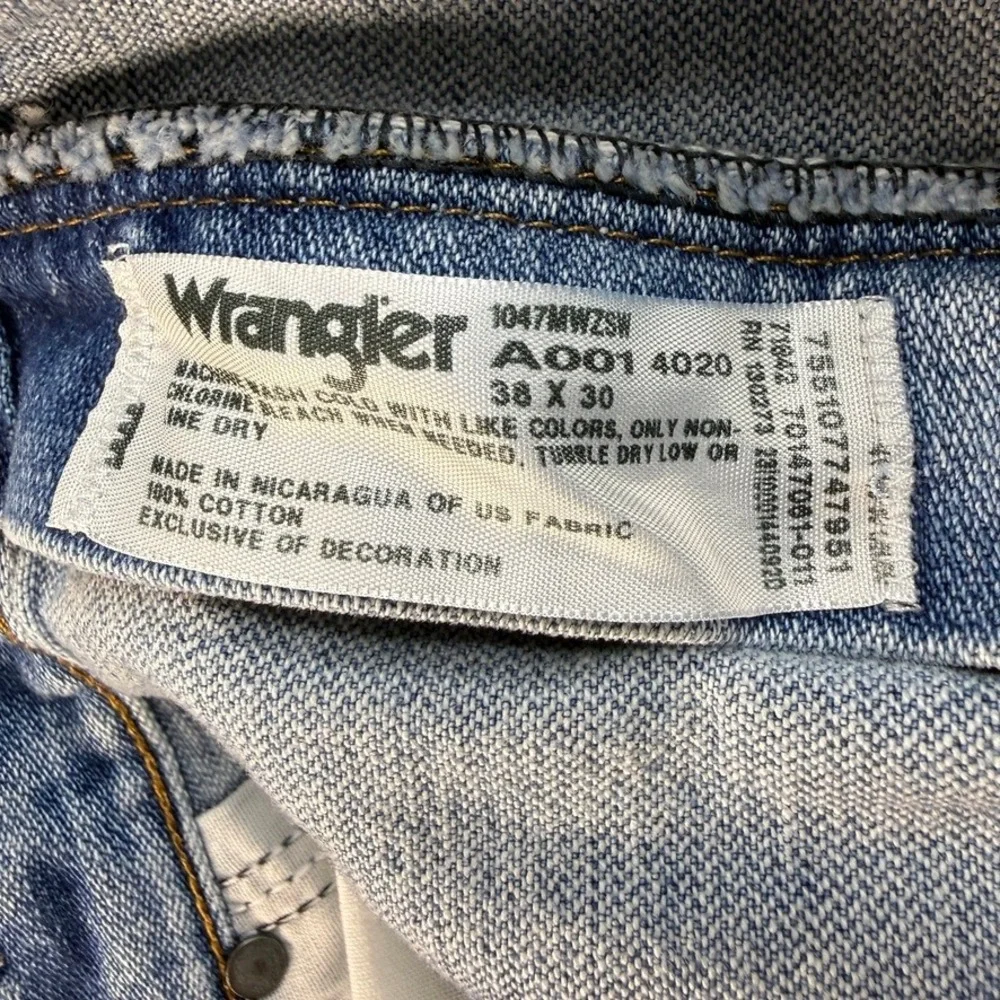 Wrangler Jeans 47MWZ Premium Performance Regular Fit 38x30 (FIT37x29) Blue Denim